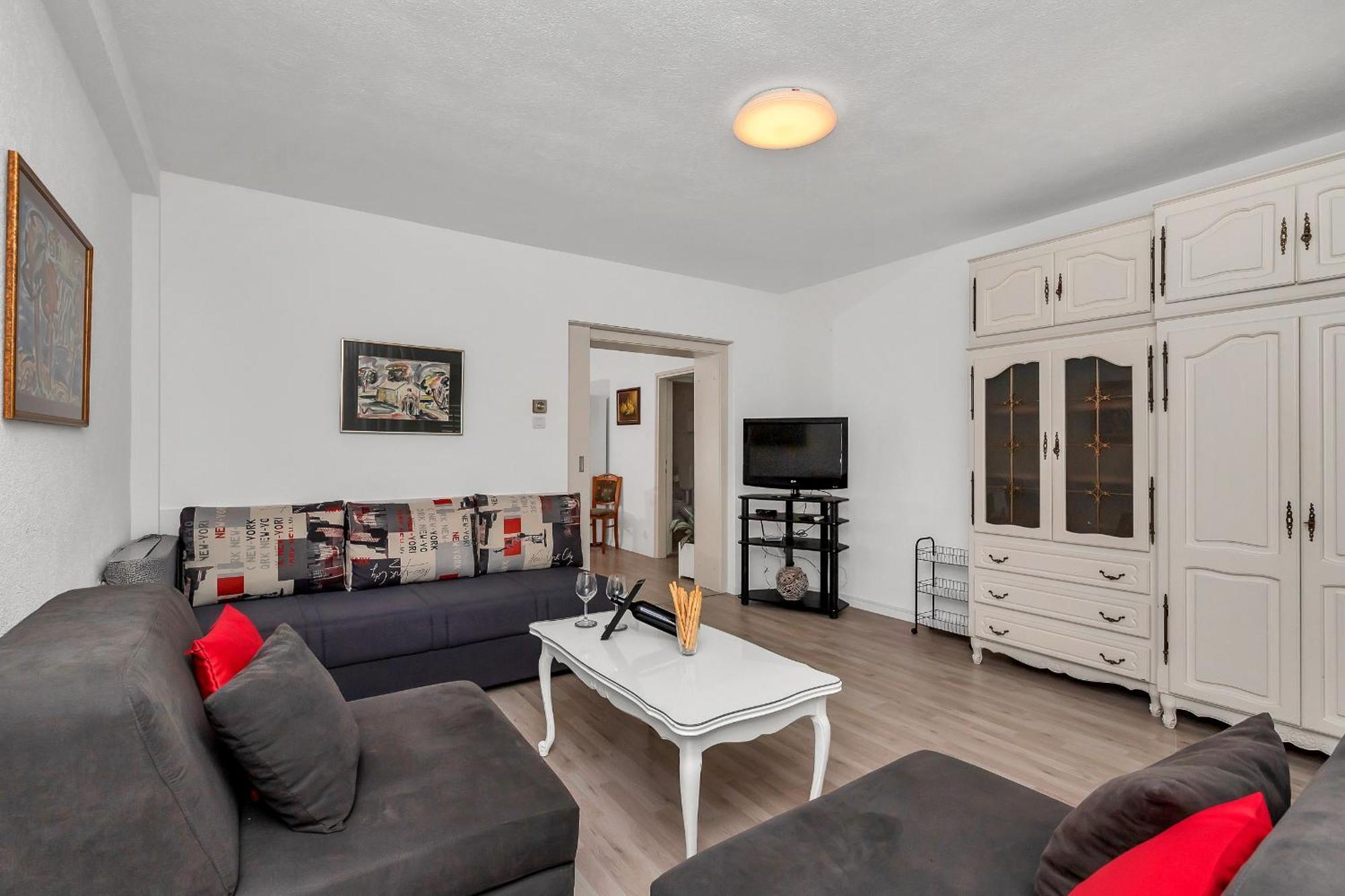 Apartments And Rooms By The Sea Baska Voda, Makarska - 2578 Room photo